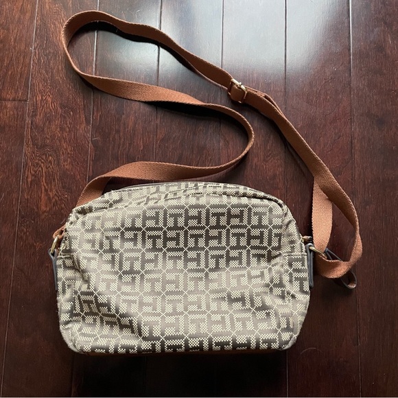 Tommy Hilfiger Crossbody Purse Brown Tan - Picture 4 of 9